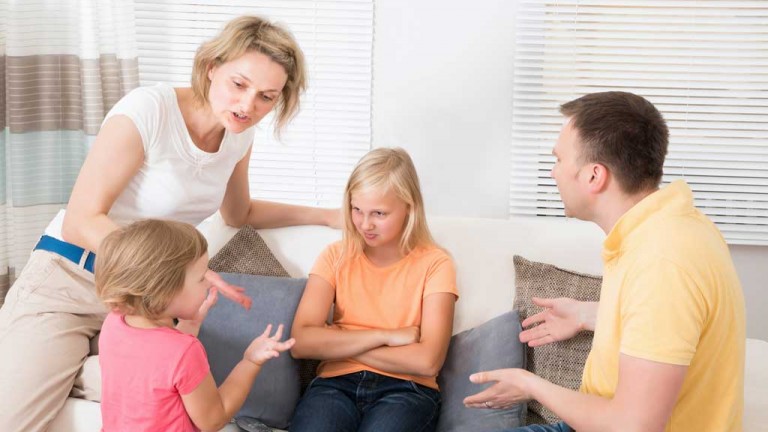 Famille qui se dispute